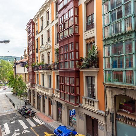 Encantador Apartamento En El Casco Antiguo De Bilbao Luaran gambar