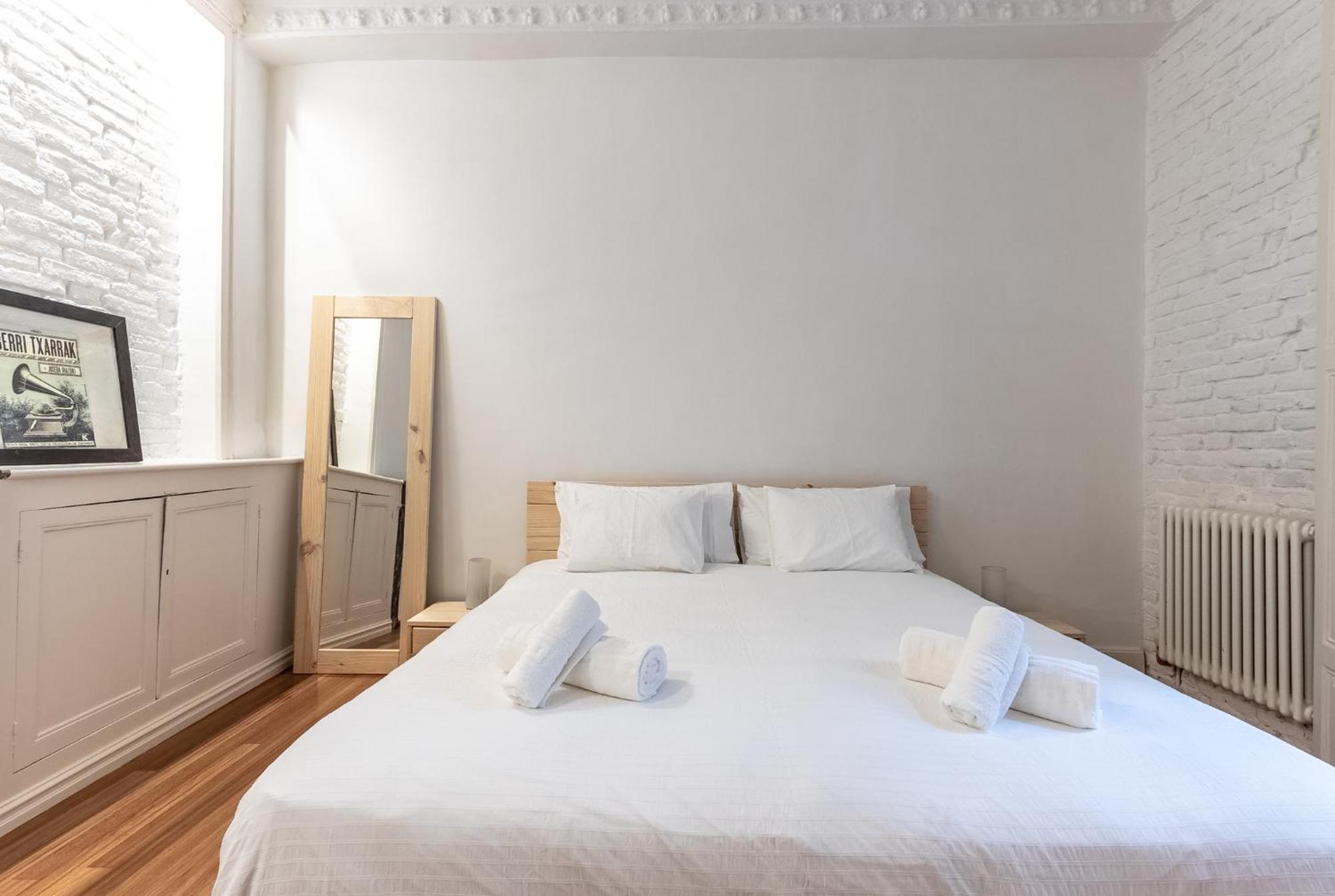 Encantador Apartamento En El Casco Antiguo De Bilbao Luaran gambar