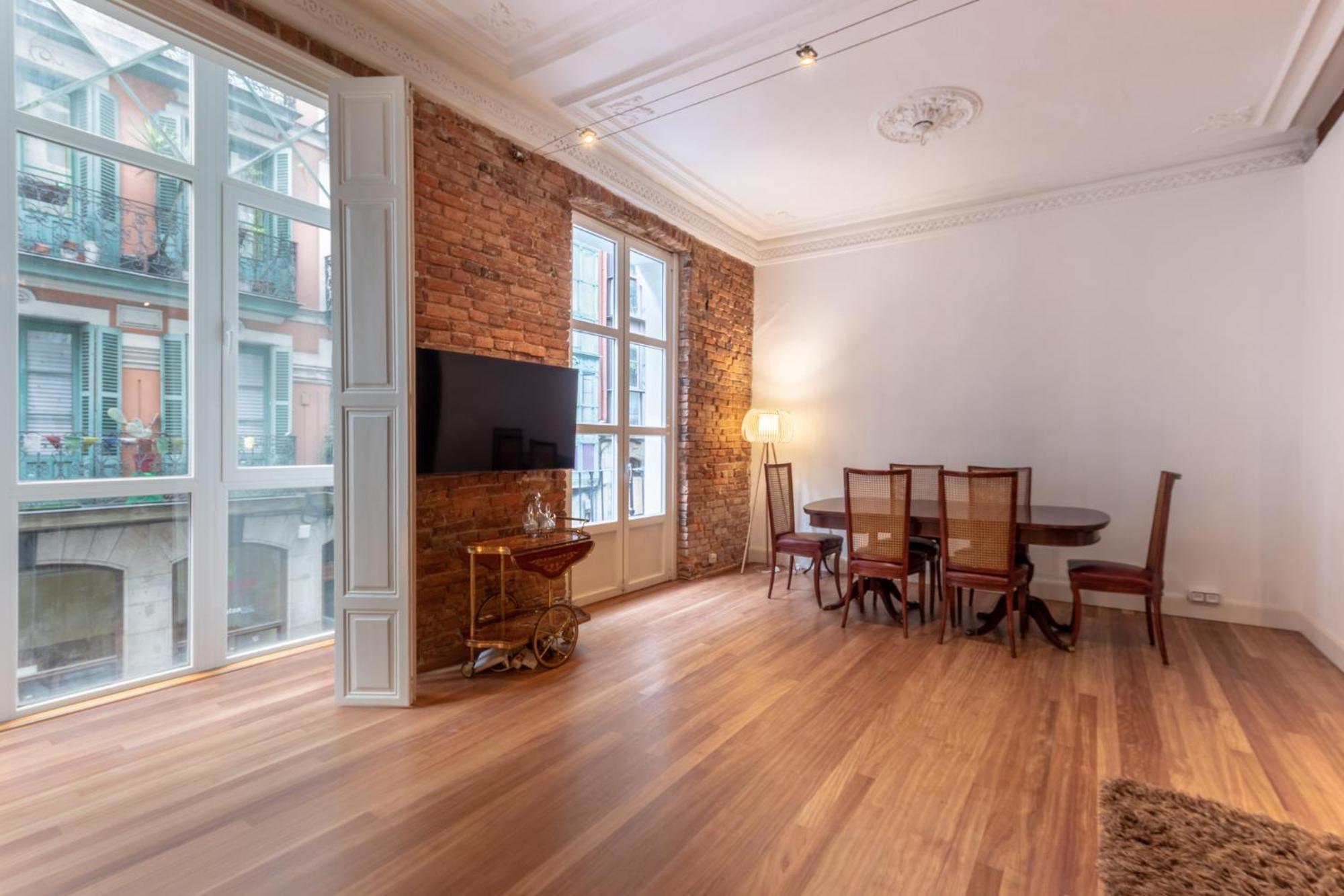 Encantador Apartamento En El Casco Antiguo De Bilbao Luaran gambar