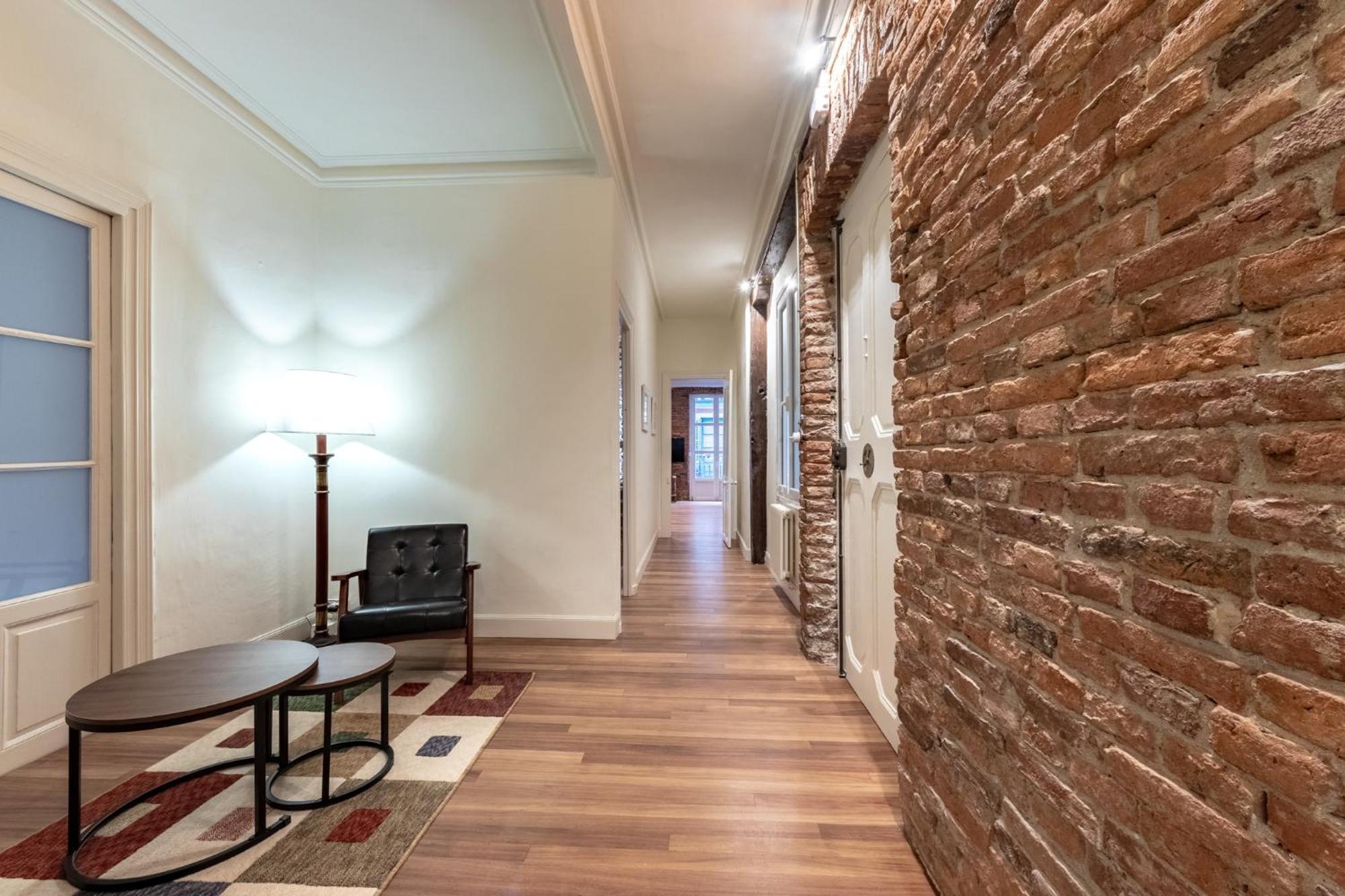 Encantador Apartamento En El Casco Antiguo De Bilbao Luaran gambar